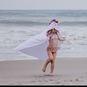 Yikes twins Towel 🦄 🔸NEW🔸